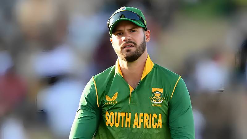 Glenn Maxwell's Explosive Century Shatters Fastest ODI World Cup Record