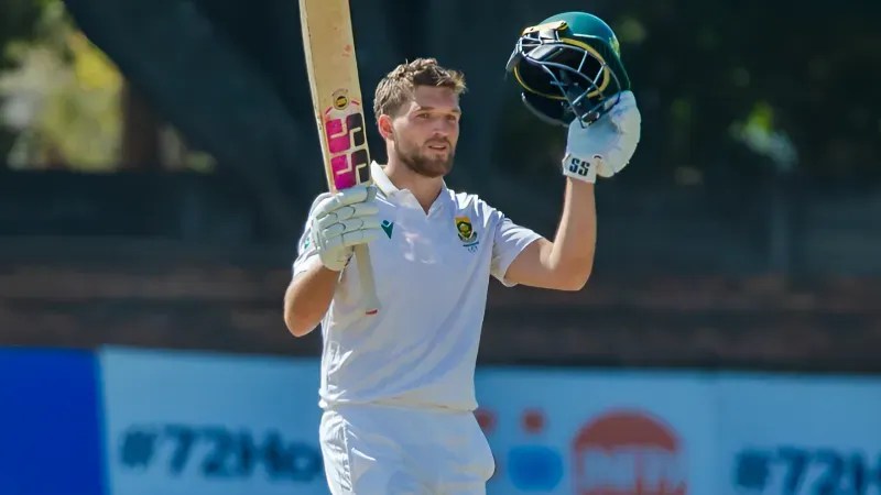 Mulder’s Marathon Ton Leaves Zimbabwe Chasing Shadows in Bulawayo