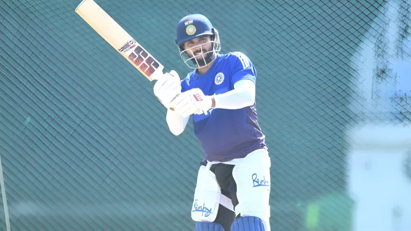 Who Are the 5 Indian Cricketers Treating the Vijay Hazare Trophy as a "Career Interview"