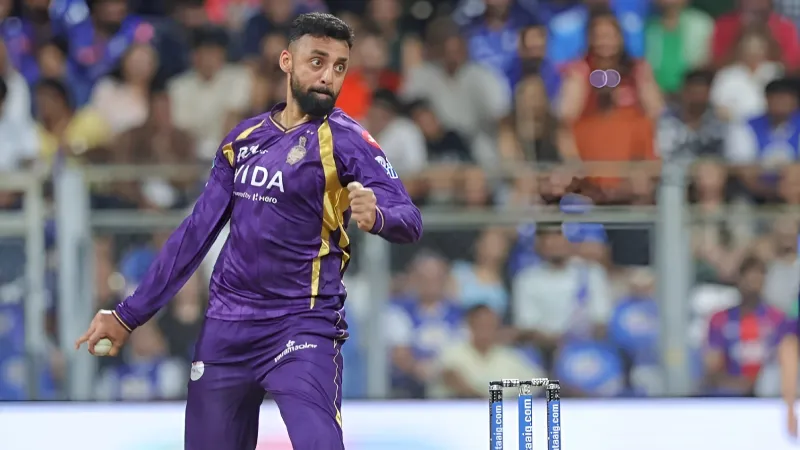 Why Playing Varun Through a Hairline Fracture Could Backfire in the IPL 2026 Playoff Push? (SEO image)